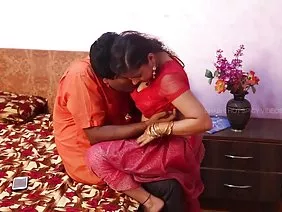 छोटे किशोर लड़की उसके पैर अश्लील बंद झटका
