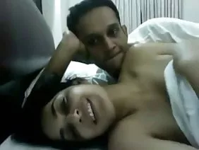 बस्टी ब्लोंड हॉट ब्लोजॉब पोर्न के बाद मुंडा योनी देता है