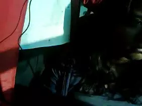 चाचा ने अपनी रूसी पोर्न भतीजी को मुक्का मारा