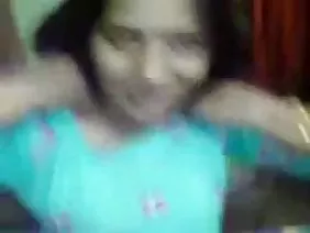 आदमी छेद अश्लील में एक gamer pimping है