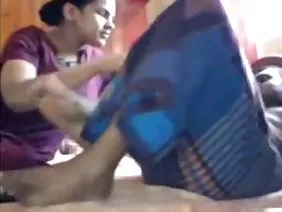 शादी की कार पोर्न में कैंसर के साथ युवा दुल्हन बेकार है