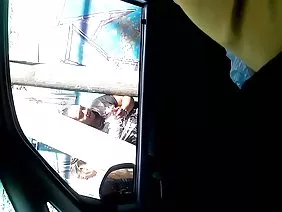पिता ने बेटी को चोदा जबकि दूसरी बेटी पोर्न के पास सो गई